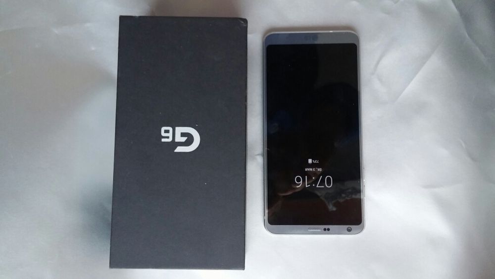 Lg G6 bez simlock 32 Gb 4 Gb Ram jak nowy
