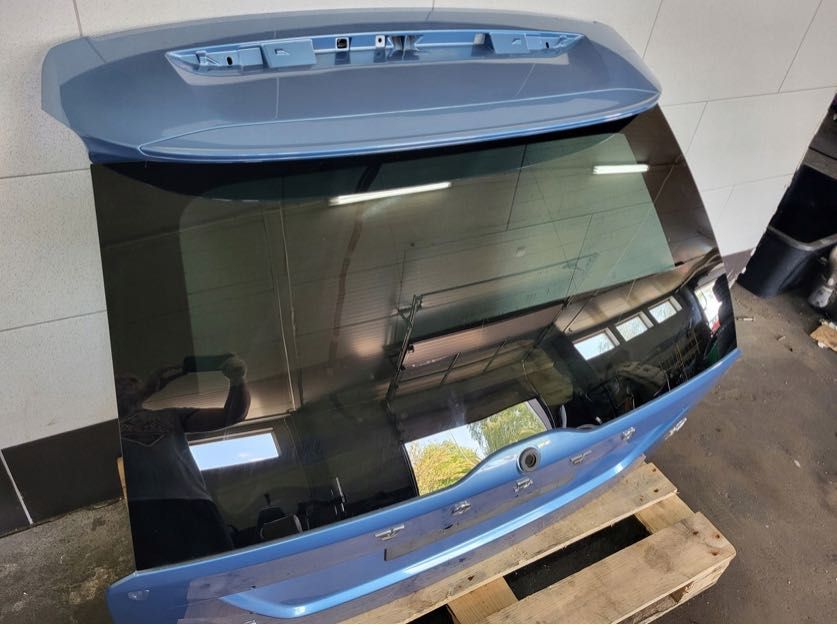 volvo xc60 lift klapa bagażnika 713 power blue
