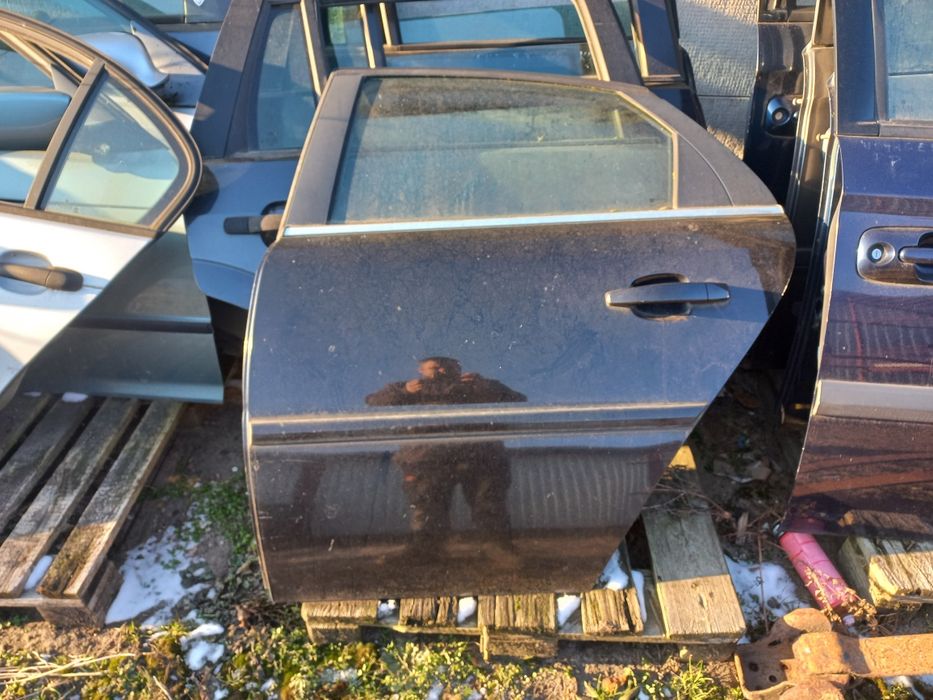 Drzwi opel vectra c lewy tyl HB sedan czarne