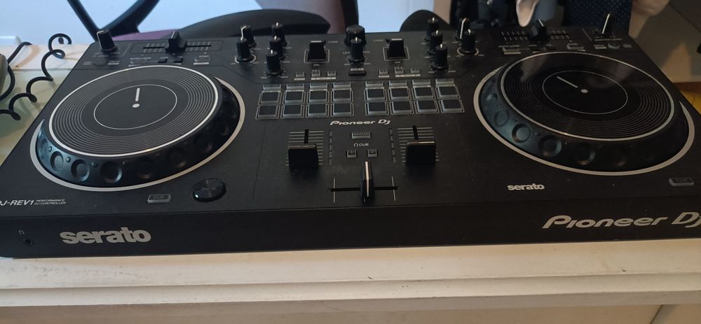 Controladora PIONEER DJ REV1