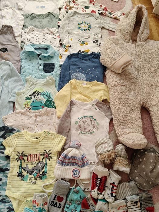 Sprzedam ubranka dla chłopca r.68/50szt