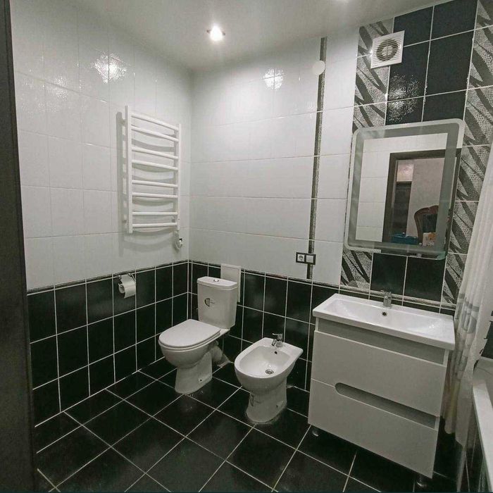 Продаю 2к квартиру з Євроремонтом в жилому стані.Цегляний будинок.Газ