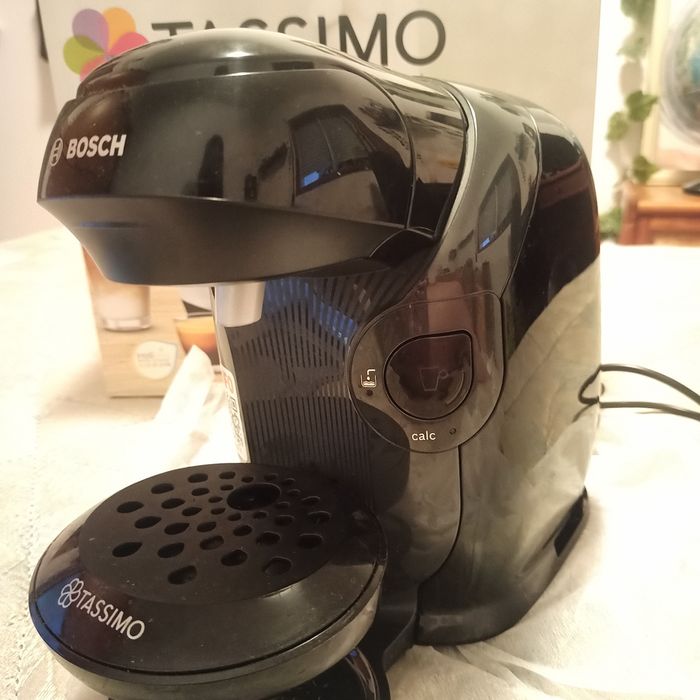 Máquina de café e 30 cápsulas grátis