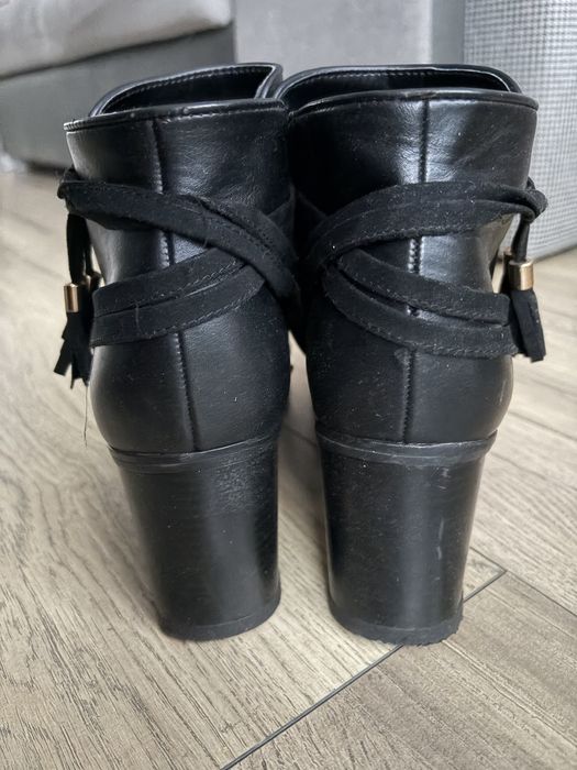 Botki na obcasie eleganckie  roz. 42