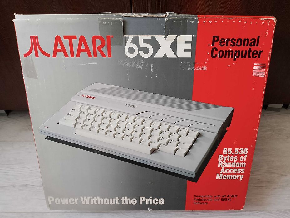 Atari 65XE BOX + SIO2SD