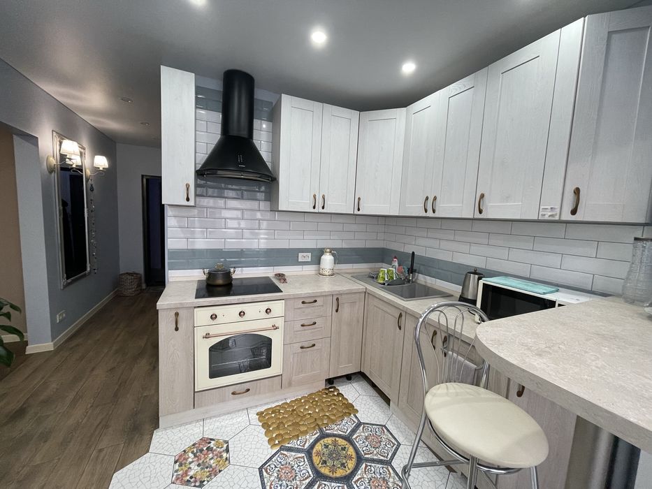 Сдам свою квартиру посуточно. Звонить  на вайбер