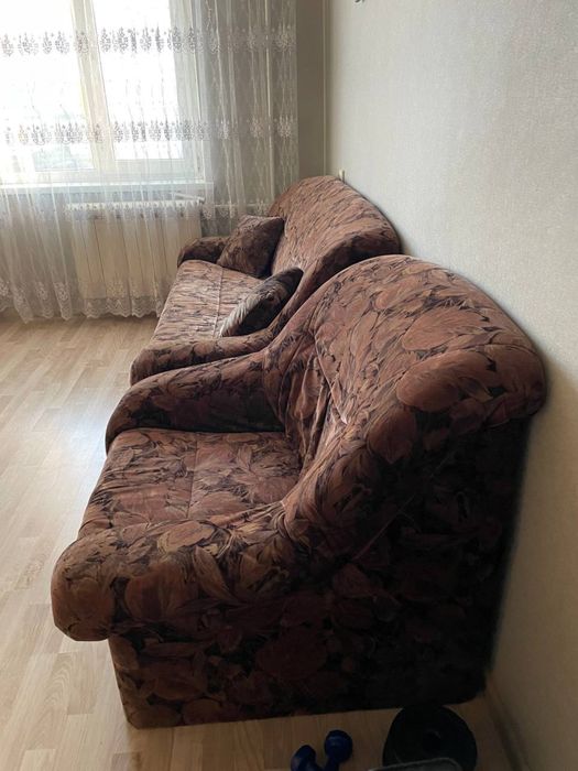 Продам диван та крісло