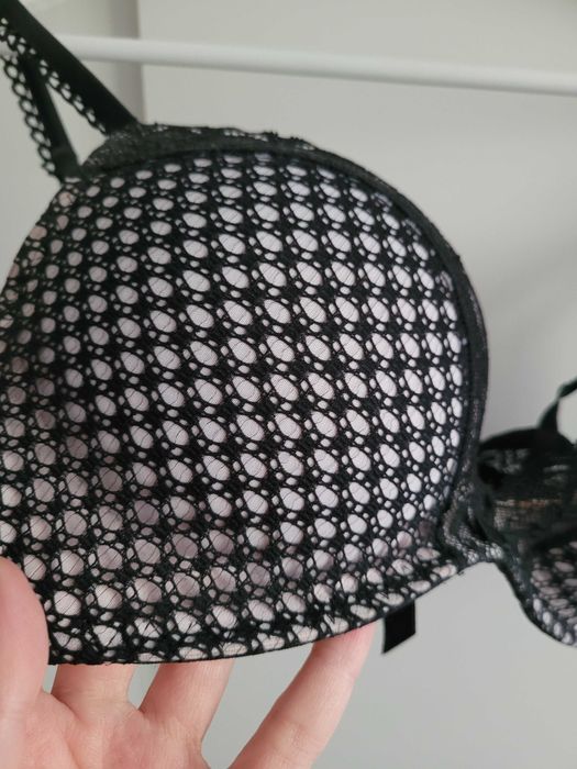 Intimissimi biustonosz stanik czarny biały koronka push-up Monica 75C