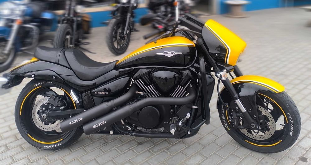 Suzuki Intruder M1800r Boss Edition VZR1800