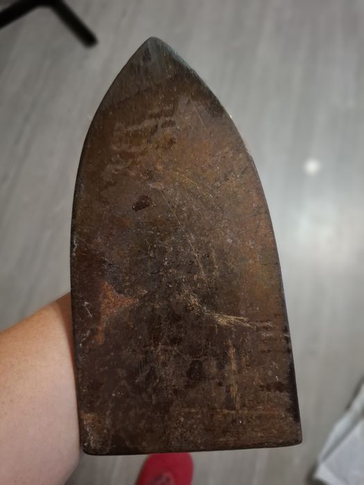 Чавунний утюг,  праска