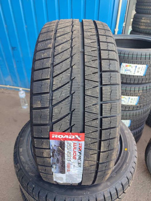 Roadx 255/45 R19 104V RXFROST WU02