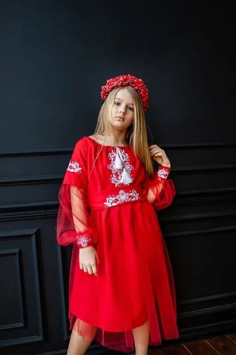 Вишиванка.  Вишиті сукні