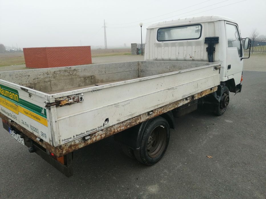 Sprzedam mitsubishi canter 2.5 diesel