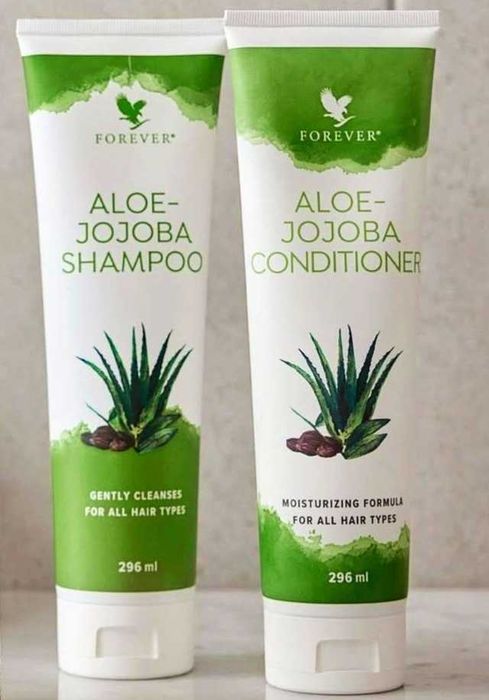 Skoncentrowany zestaw naprawdę działa— szampon i odżywka.