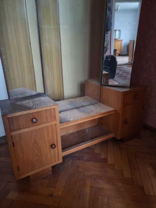 Toaletka z czasów PRL-u