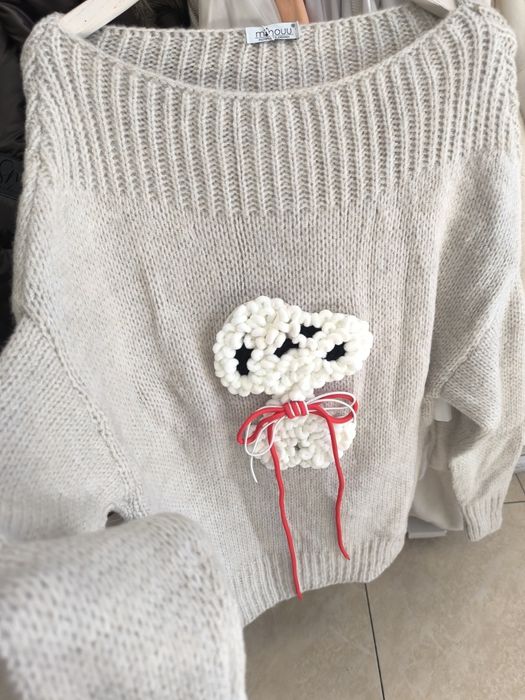 Sweterki wyprzedaż 79