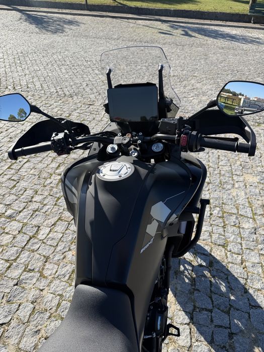 CF Moto 800 MT Explore