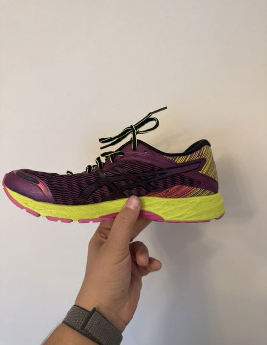 Buty do biegania fitness Asics DynaFlyte 41,5EU 26cm