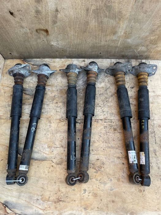 Стойки Амортизатори VW Passat B6 B7 Golf 5-6 Touran Skoda Seat