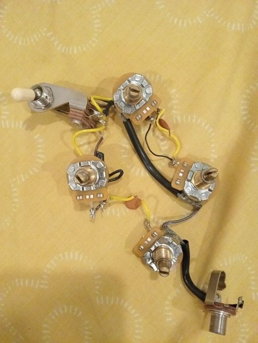 Electrónica completa de Gibson sg