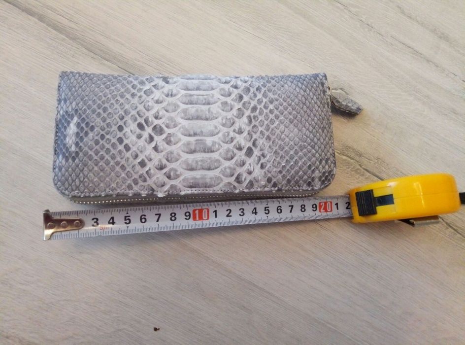 Кошельки из кожи питона