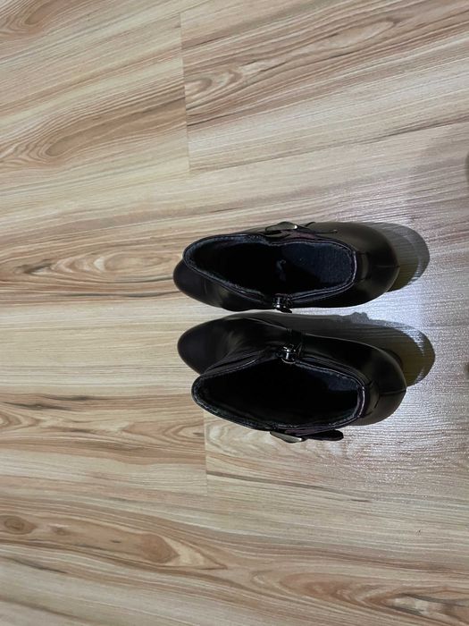 ryłko buty botki rozmiar 39 ciemny brąz zimowe