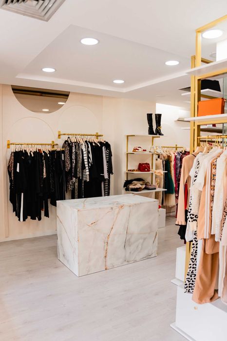 Mobiliário para lojas e boutiques