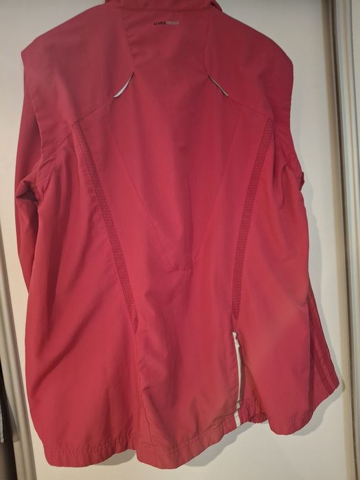 Malinowo różowa kurtka Adidas
