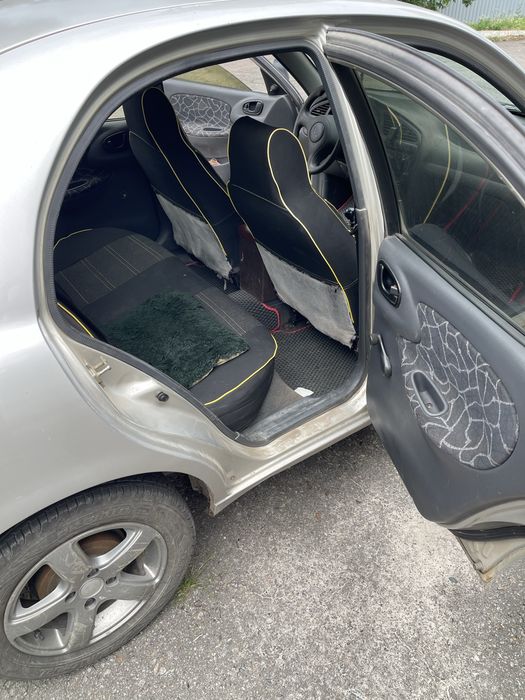 daewoo  LANOS 1.5