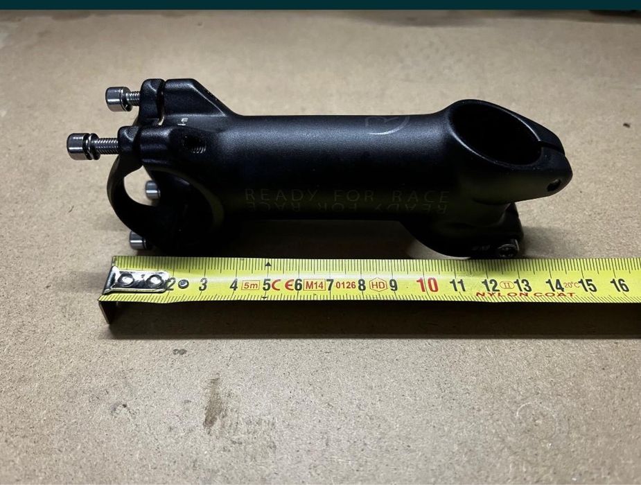 Pedais de encaixe, avanco e volante