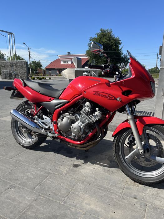 Мотоцикл Yamaha xj600s