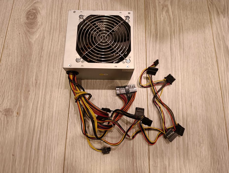 Блок питания Logic Power ATX450W 450Вт