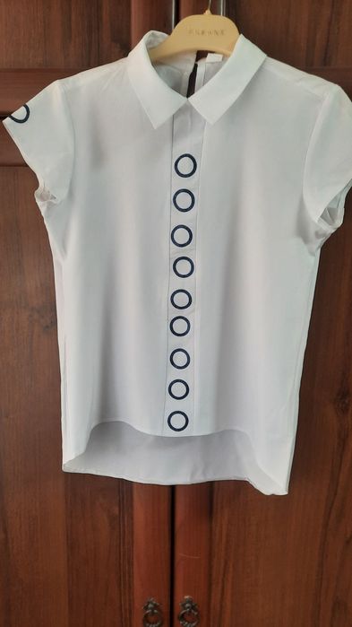 Блуза на дівчинку зріст 152 см