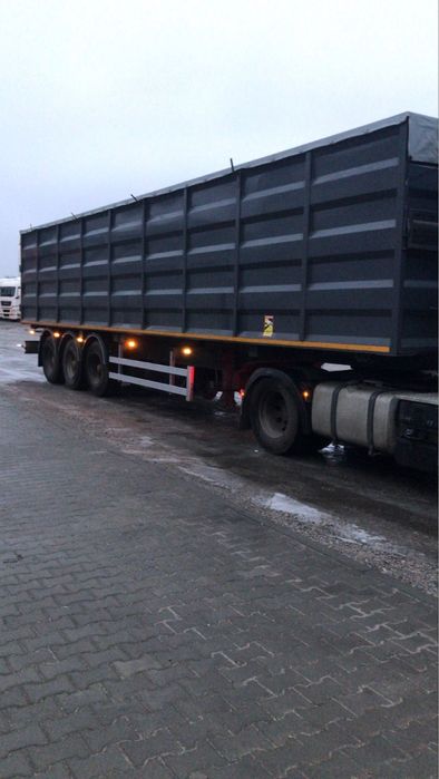 Напівпричіп зерновоз контейнеровоз Schmitz SKO24