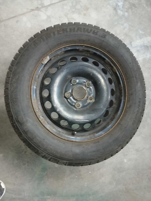 Шина з диском 195/65R15