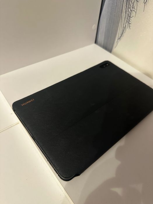 Tablet Huawei Mate Pad BAH4 W09 4 128 GB z klawiaturą