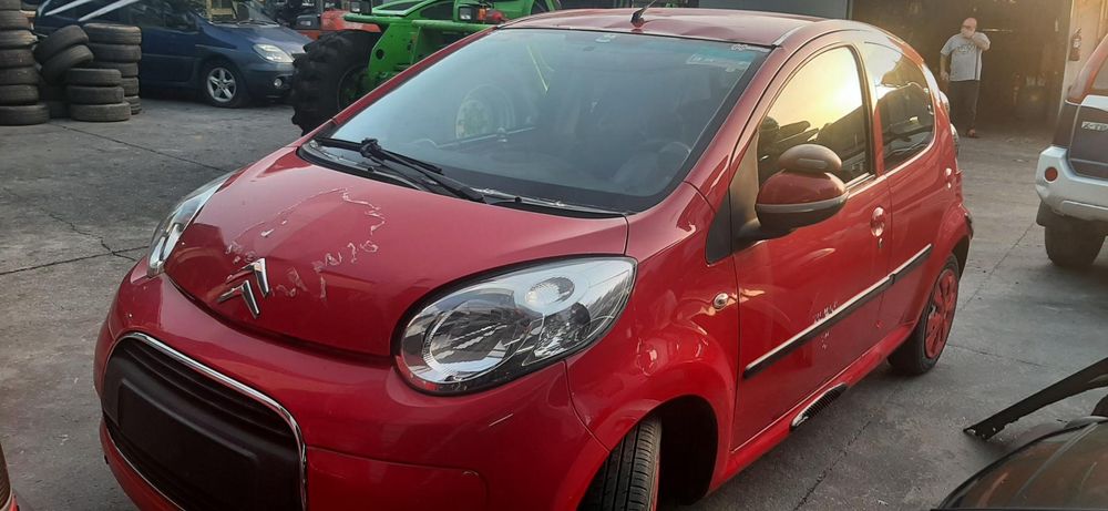 farolim traseiro esquerdo citroen C1