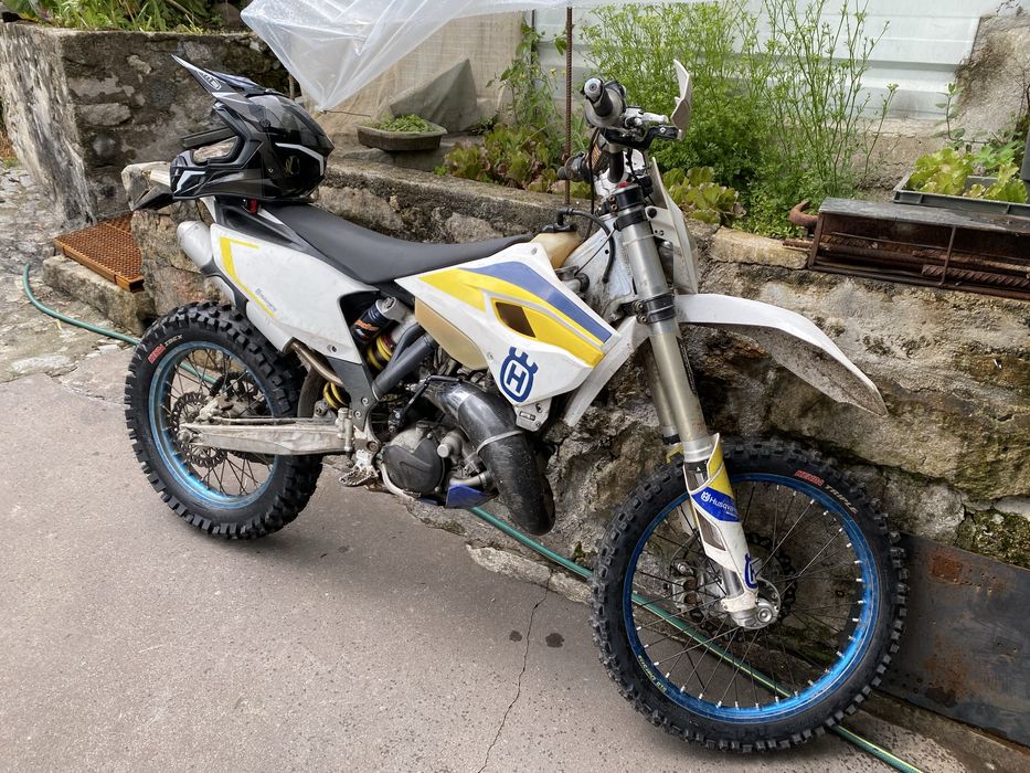 Troco husqvarna 125 te troco por tdi moto 4 ou xf