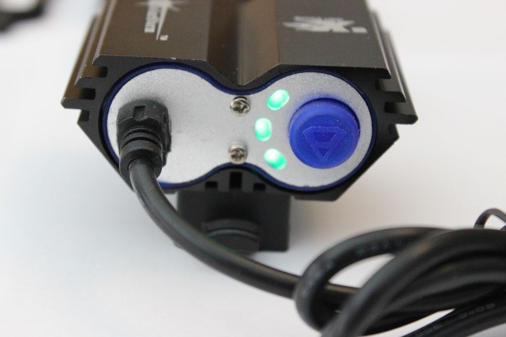 Luz lanterna foco cree 2 x leds 5000 lm (6 meses garantia)