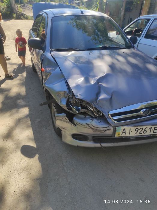 Продам Ланос  після дтп