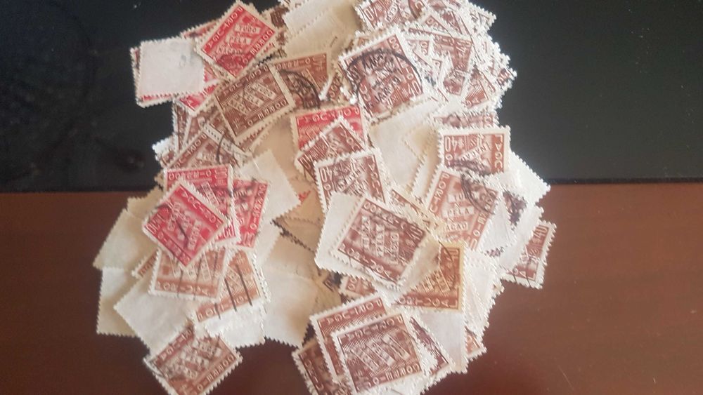 Lotes de 100 Selos - Portugal