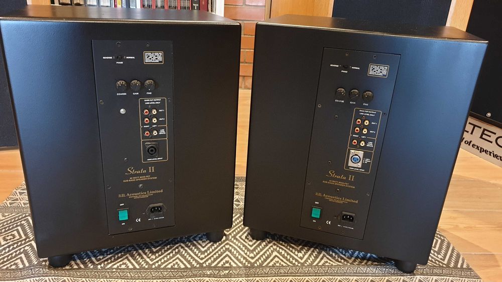 Colunas Magnepan MG  1.5QR SE excelentes! Incluo tb 2 Rel Strata II