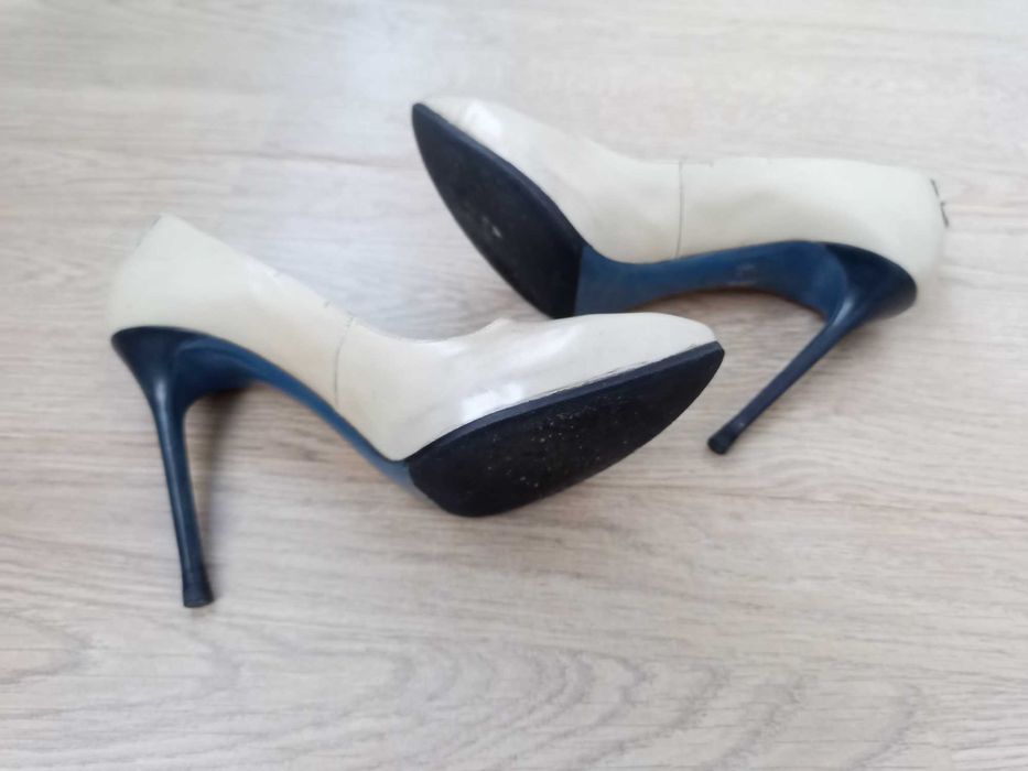 Туфлі жіночі, 37, устілка 24 см, Costume National