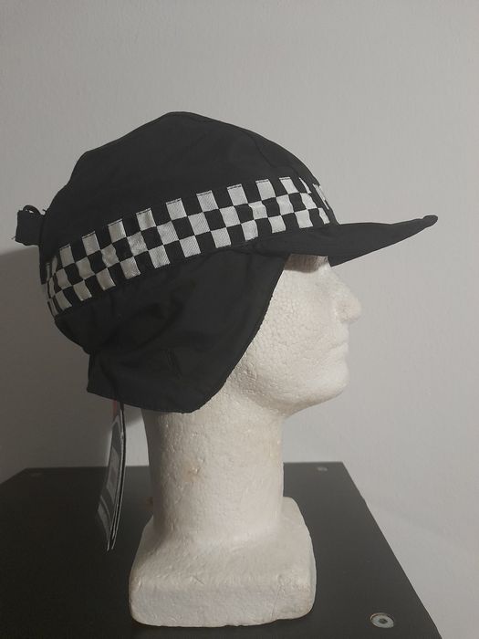 Czapka policyjna brytyjska
