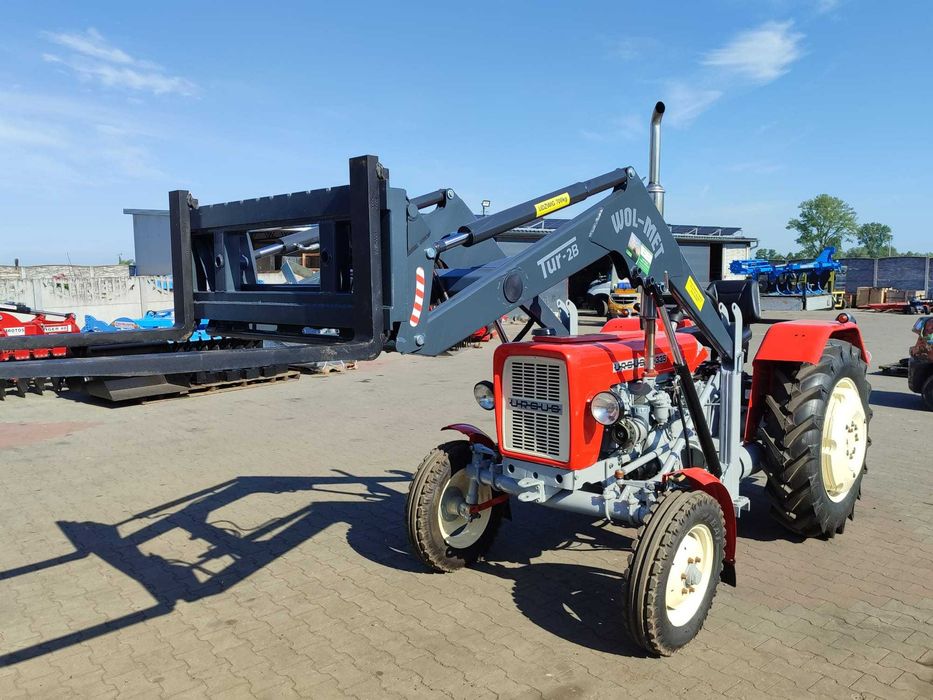 Tur 2.B 900kg 914 MTZ Belarus c385 ładowacz czołowy 912 Montaż dowóz WOL-MET