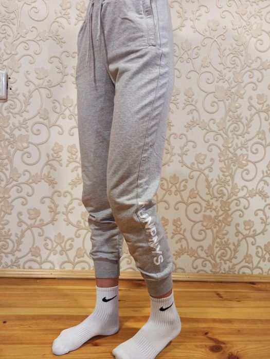 Спортивні штани нові