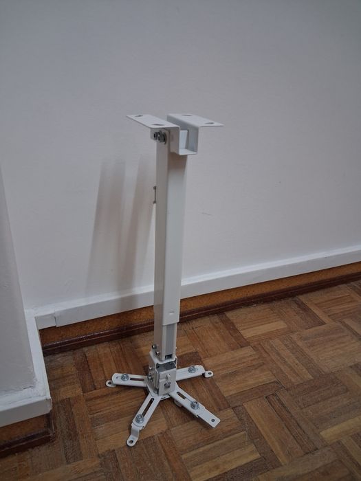 Suporte projetor universal