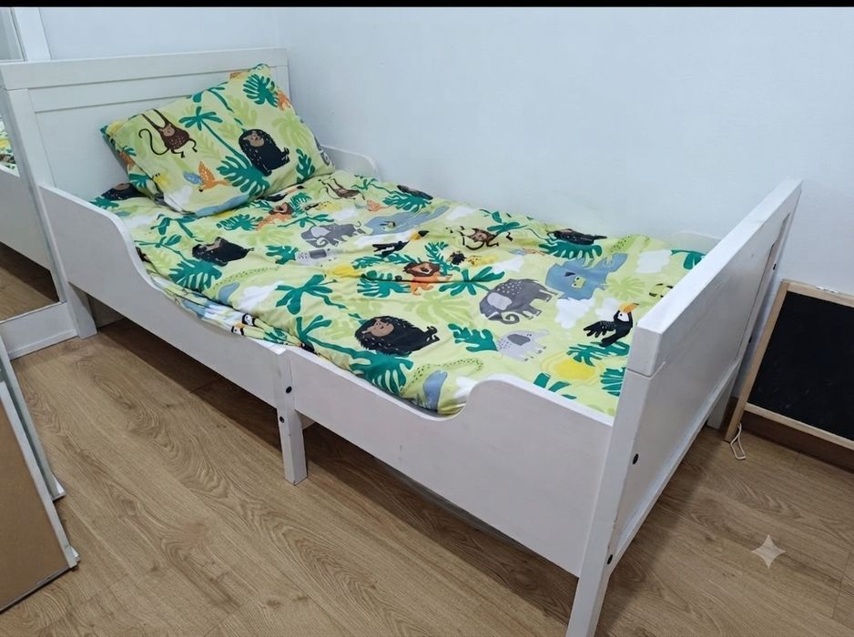 Cama criança Extensível IKEA SUNDVIK e Colchão IKEA ÖMSINT como novos!!