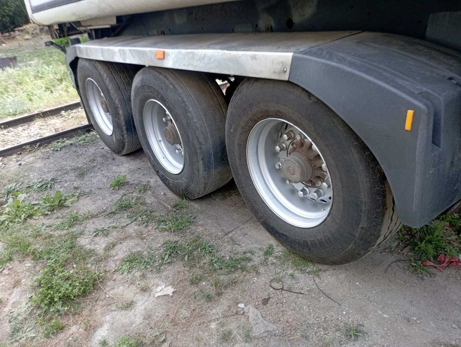 продам напівпричіп SCHMITZ SKI24 самосвал.