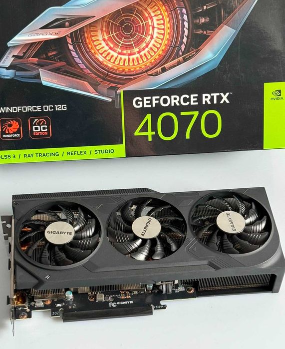 Karta graficzna GIGABYTE GeForce RTX 4070 WINDFORCE OC 12 GB GDDR6X BOX GW12M